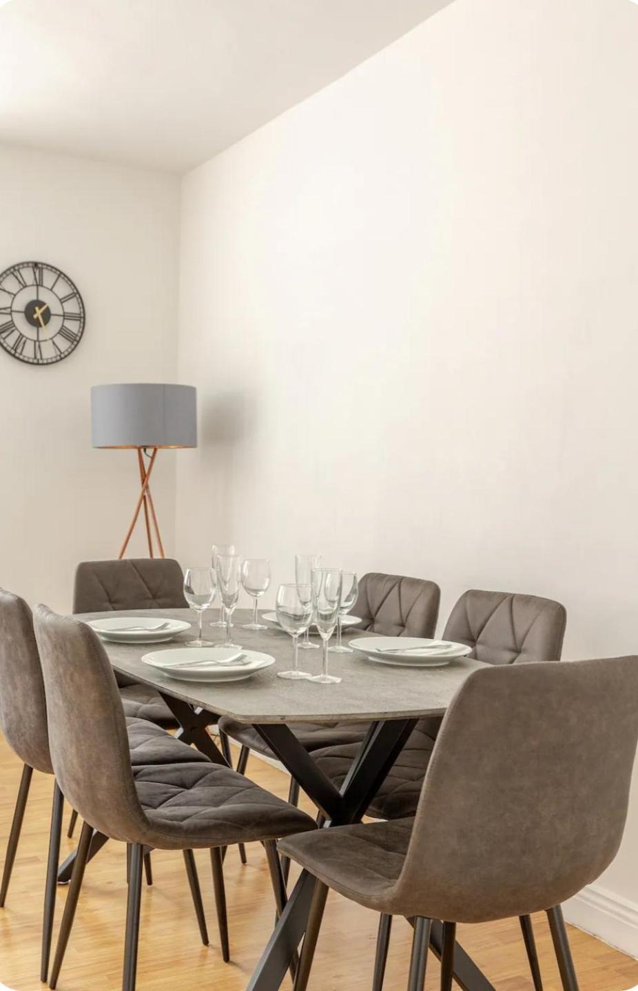 לונדון Spacious Two Bedroom Apartment In Battersea, Free Parking מראה חיצוני תמונה